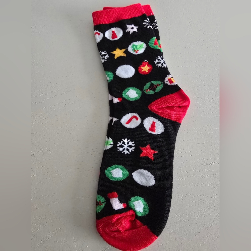 Festive Holiday Socks - Green and Black - Picture 2 of 5
